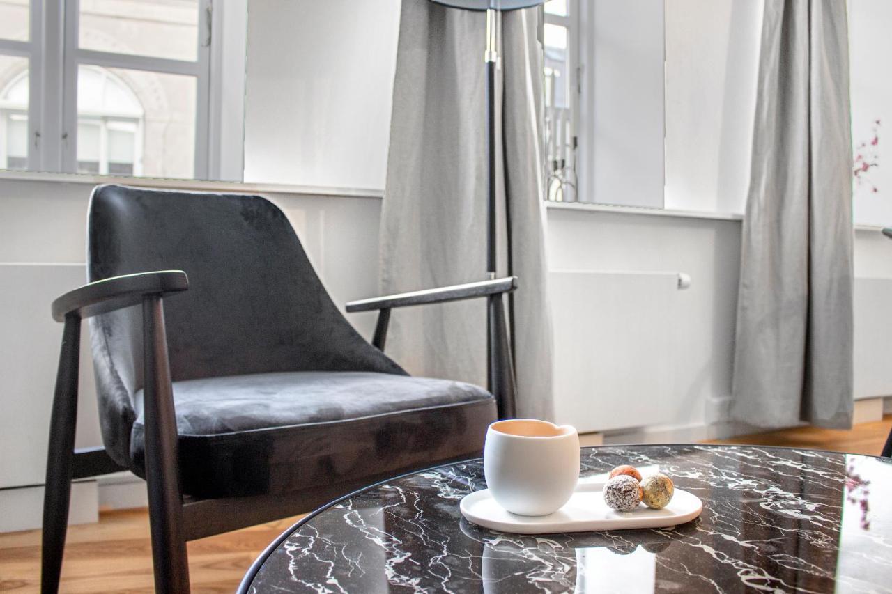 Sanders Regent - Smart Two-bedroom Near Square Lejlighed