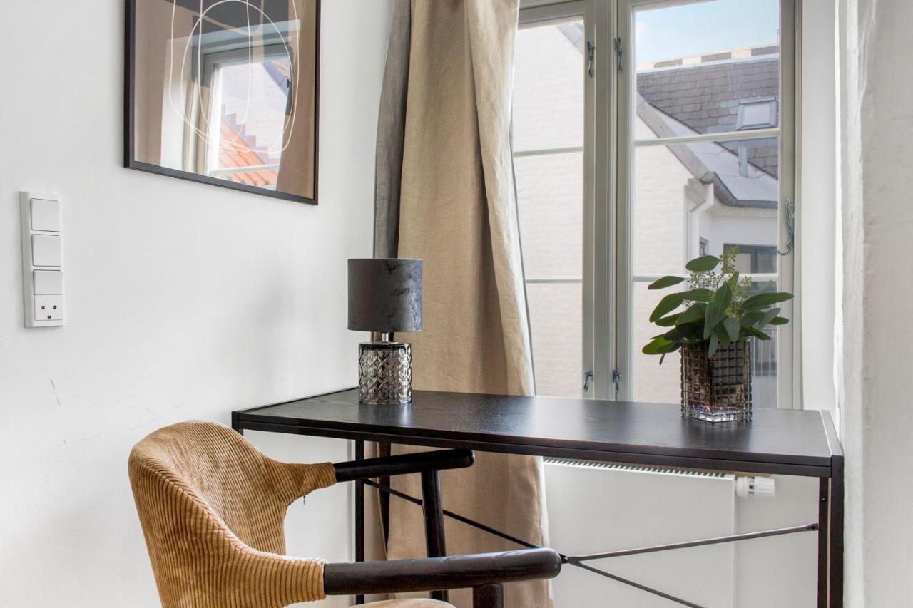 Sanders Regent - Smart Two-bedroom Near Square Lejlighed *